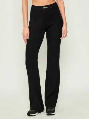 GUESS ACTIVE Spodnie dzianinowe FLAMINIA | flare fit | z dodatkiem wełny czarny