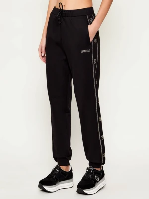 GUESS ACTIVE Spodnie jogger OCTAVIA | Regular Fit
