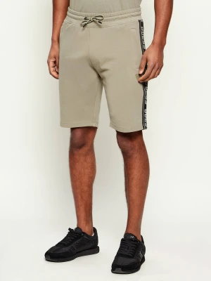 GUESS ACTIVE Szorty ARLO | Regular Fit