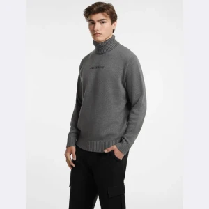 Guess Jeans Golf | Regular Fit | z dodatkiem wełny