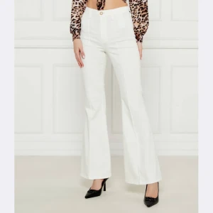 GUESS Jeansy AMANDA | flare fit