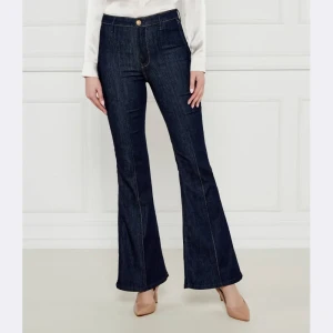 GUESS Jeansy AMANDA | flare fit