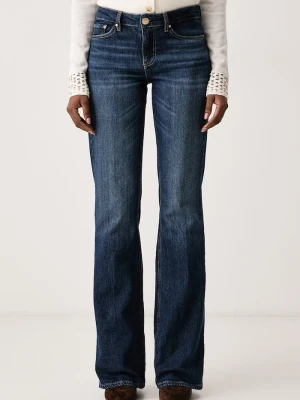 Guess jeansy flare damskie BEVERLY niebieski