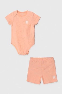 Guess komplet bawełniany niemowlęcy kolor pomarańczowy