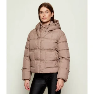 GUESS Kurtka NEW DAISY | Regular Fit