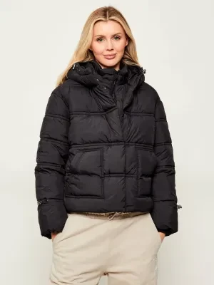 GUESS Kurtka NEW DAISY | Regular Fit