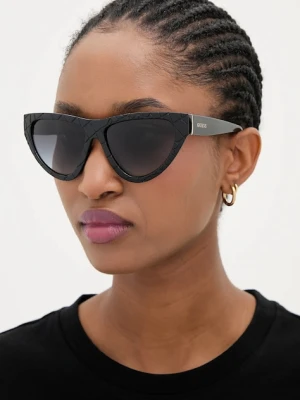 Guess okulary przeciwsłoneczne damskie kolor czarny GU00151_5702B
