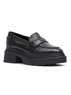 Guess Skórzane loafersy FINDA