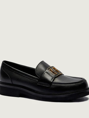 Guess Skórzane loafersy SHUTTLE