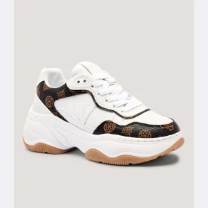 Guess Sneakersy HAPYY3