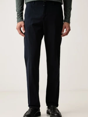 Guess spodnie chinos męskie bawełniane z elastanem ANGELS granatowy