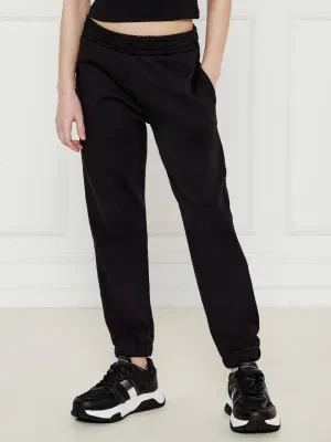 Guess Spodnie dresowe | Regular Fit