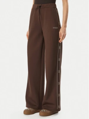 Guess Spodnie dresowe V5BB12 KCX22 Brązowy Regular Fit