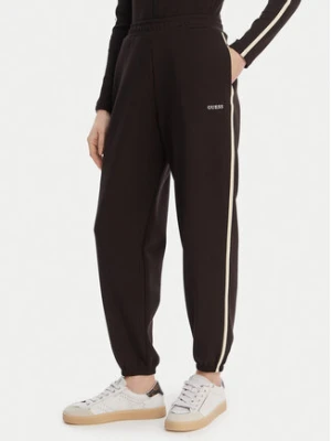 Guess Spodnie dresowe V6GB02 K2915 Brązowy Regular Fit