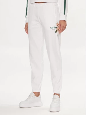 Guess Spodnie dresowe Zoey V4GB04 KC6V1 Biały Regular Fit