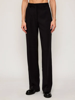 GUESS Spodnie JOANDRA | Relaxed fit