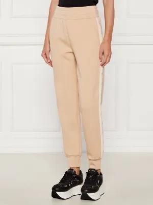 GUESS Spodnie jogger NEW VICTOIRE | Regular Fit