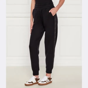 GUESS Spodnie jogger NEW VICTOIRE | Regular Fit