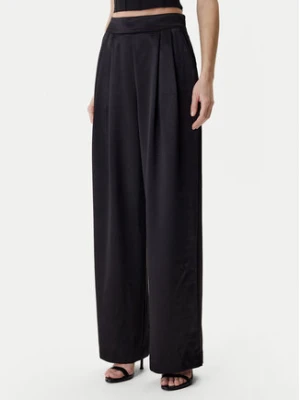 Guess Spodnie materiałowe W6RB66 W2612 Czarny Regular Fit