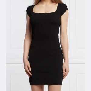 GUESS Sukienka CHARLOTTE