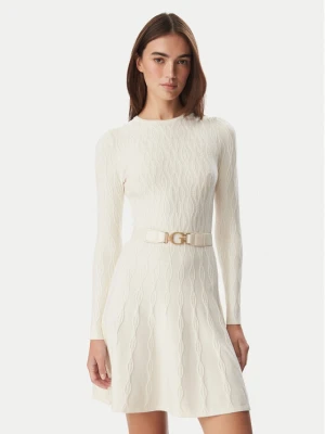 Guess Sukienka dzianinowa W6BK64 Z1569 Kremowy Regular Fit