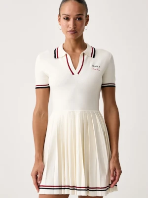 Guess sukienka rozkloszowana z wiskozą MARILYN beżowy