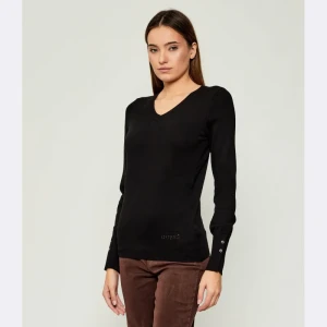 GUESS Sweter | Regular Fit