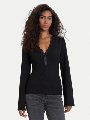 Zdjęcie produktu Guess Sweter W5BP15 K1162 Czarny Regular Fit