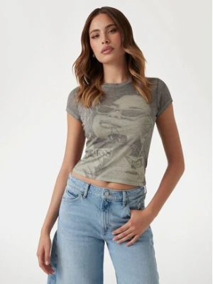 Guess T-Shirt 176423 Brązowy Classic Fit