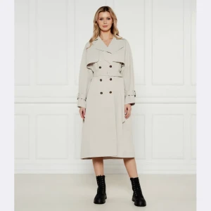 GUESS Trencz AMIRA