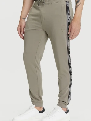 GUESS Zielone męskie spodnie dresowe z lampasami New Arlo, Rozmiar XL