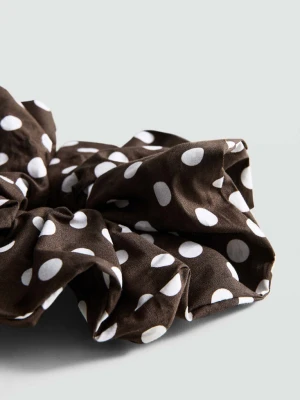 Gumka do włosów w grochy czekoladowy - Kobieta - Rozmiar uniwersalny - MANGO