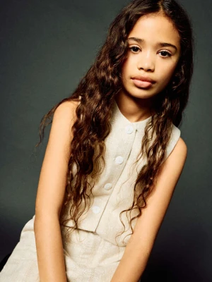 Haftowana kamizelka z mieszanki lnu beżowy - Dzieci - - MANGO KIDS