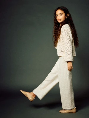 Haftowane spodnie z mieszanki lnu beżowy - Dzieci - lata - MANGO KIDS