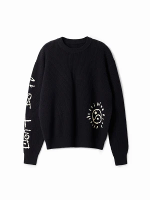 Haftowane swetry Desigual
