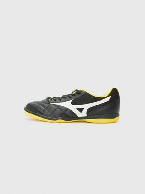 Halowe buty piłkarskie Mizuno