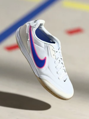 Halowe buty piłkarskie Nike biały