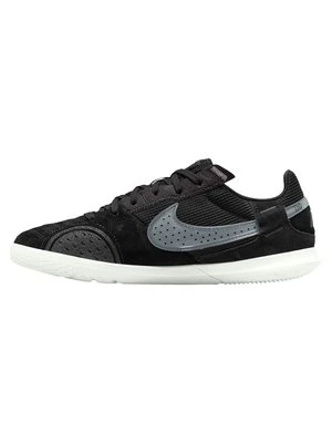 Halowe buty piłkarskie Nike Performance