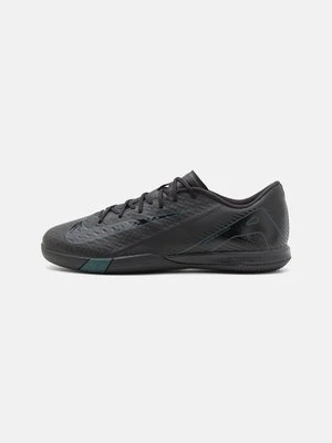 Halowe buty piłkarskie Nike Performance