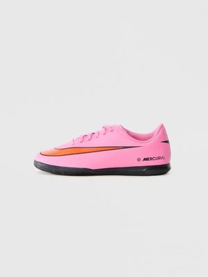 Halowe buty piłkarskie Nike Performance