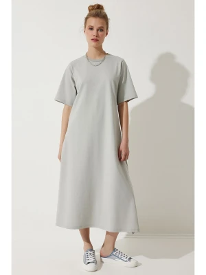 Happiness Istanbul Sukienka w kolorze szarym rozmiar: 38