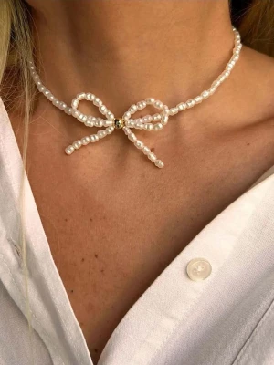 Heliophilia Naszyjnik z cyrkoniami - dł. 45 cm rozmiar: onesize