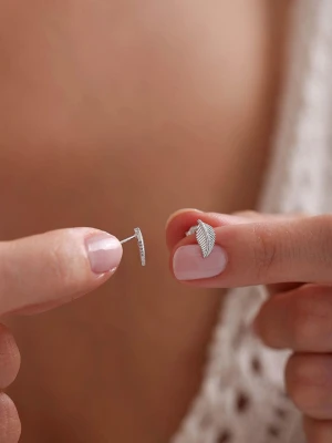 Heliophilia Srebrne kolczyki-wkrętki rozmiar: onesize