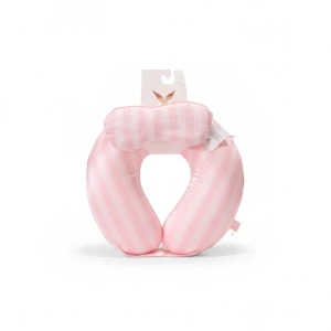 Heritage Stripe 2-częściowy zestaw akcesoriów podróżnych Angel Essentials Victoria's Secret