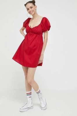 Hollister Co. sukienka kolor czerwony mini rozkloszowana