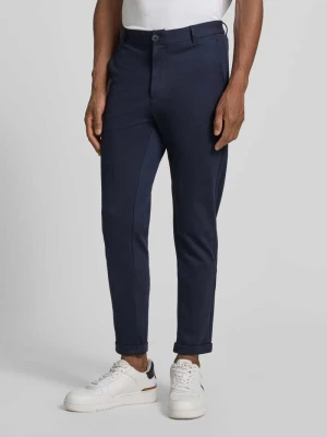 Hose o kroju slim fit z dodatkiem wiskozy w skróconym kroju lindbergh Ciemnoniebieski