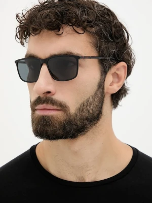 HUGO okulary przeciwsłoneczne męskie kolor czarny HG 1374/S