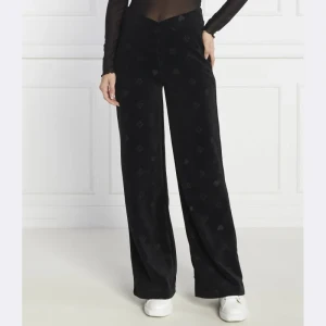 HUGO Spodnie dresowe Navalia | flare fit