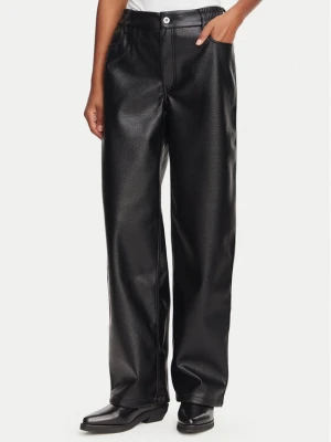 HUGO Spodnie z imitacji skóry Hidaya-2 50568887 Czarny Regular Fit