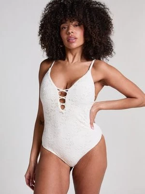 Hunkemöller Szydełkowy strój kąpielowy Biały